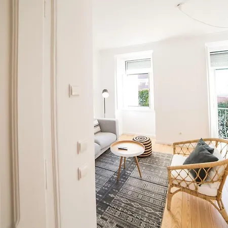 Flh Madragoa Bright Place ליסבון